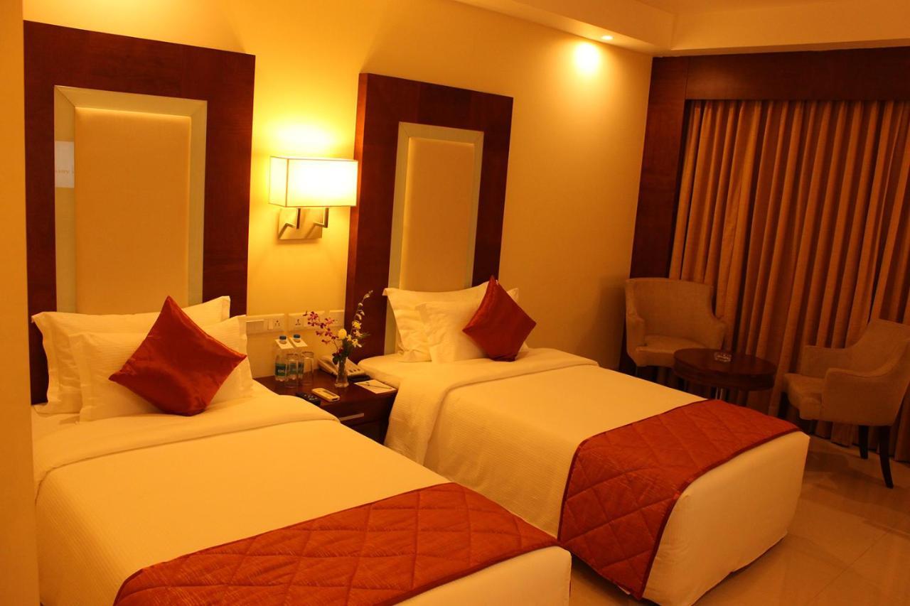 Quality Inn Viha Kumbakonam Eksteriør billede