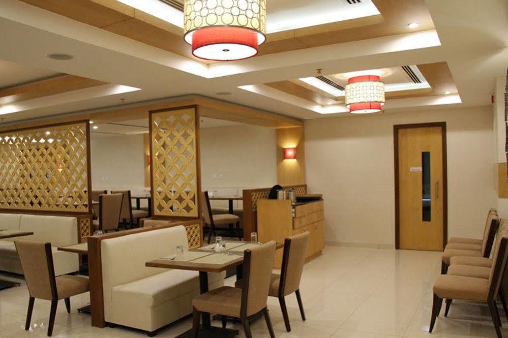 Quality Inn Viha Kumbakonam Eksteriør billede